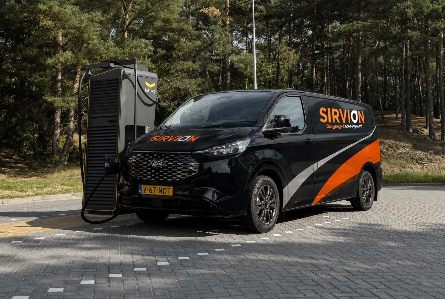 Elektrische Sirvion-auto op locatie